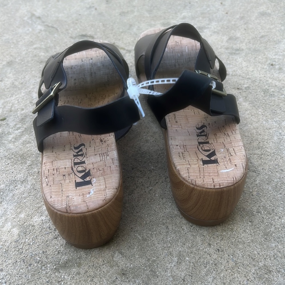Korks Black Platform Toe Loop Sandals Women's Siz… - image 4